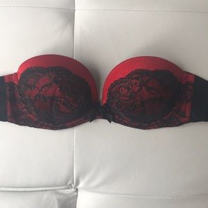 Victoria’s Secret Bra- very sexy- 34C